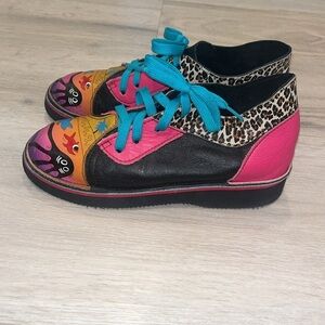 SoleTech Hand Painted Leather Lace Up Shoes Women 7 leopard funky whimsical